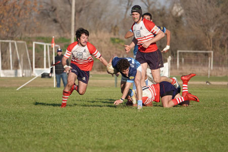 El triunfo de Centro Naval sobre Areco en imágenes