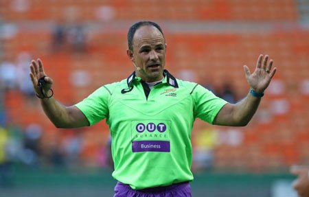 Jaco Peyper será el árbitro de la final