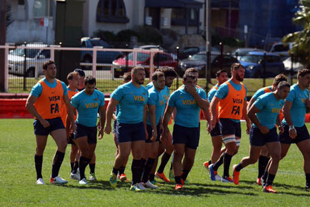 Los Pumas partieron rumbo a Japón