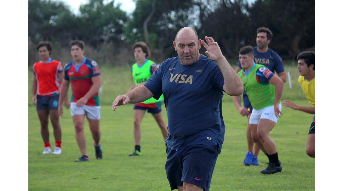 El Staff de Los Pumas entrenó con el M-18