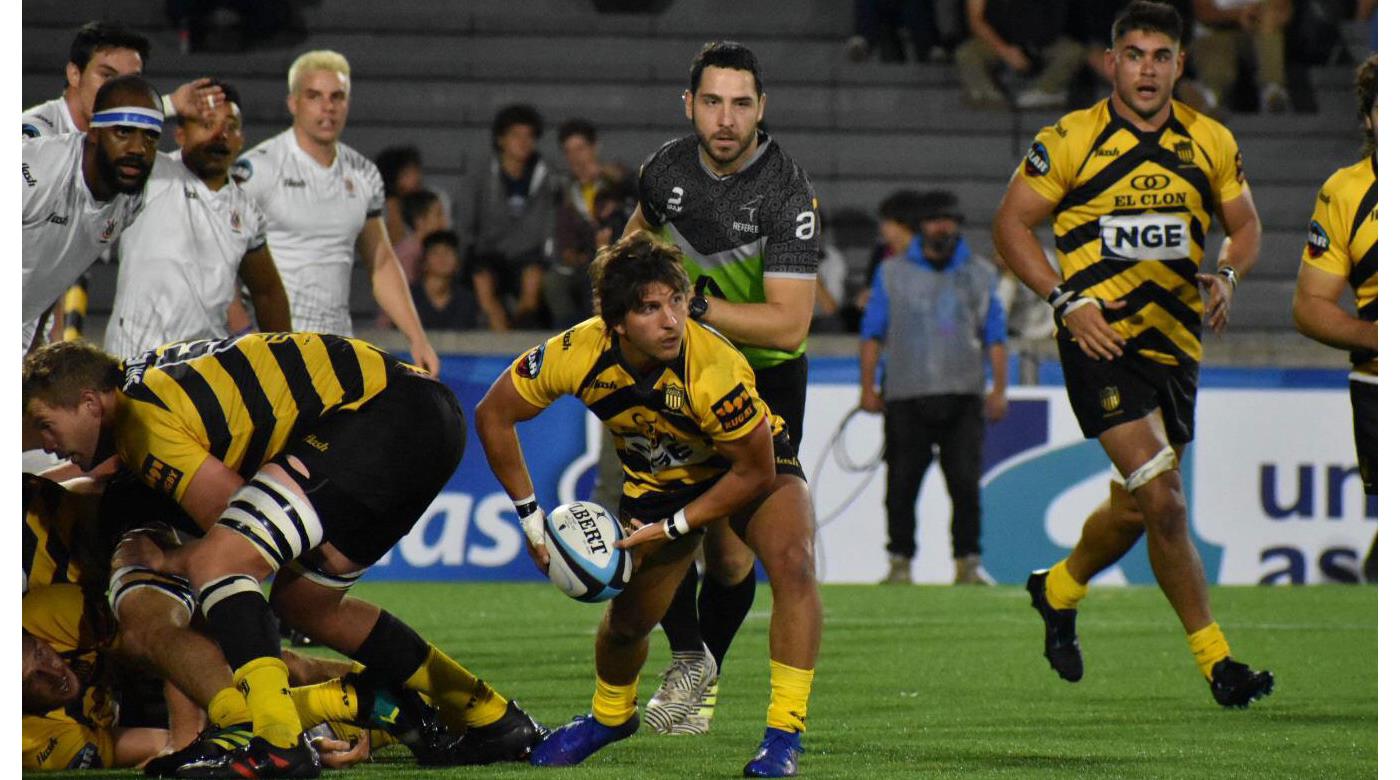 Peñarol goleó a Corinthians en un amistoso de preparación 