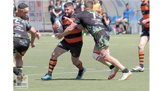 Maximiliano Coronel, del ascenso pendiente en Les Abelles de Valencia al retorno a Lanús