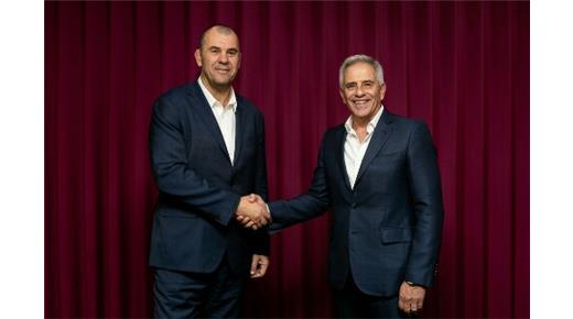 LA UAR PRESENTÓ FINALMENTE A MICHAEL CHEIKA COMO NUEVO HEAD COACH DE LOS PUMAS