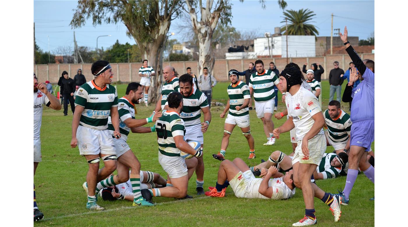 LAS IMÁGENES DEL TRIUNFO DE ST. BRENDAN'S ANTE OLD GEORGIAN