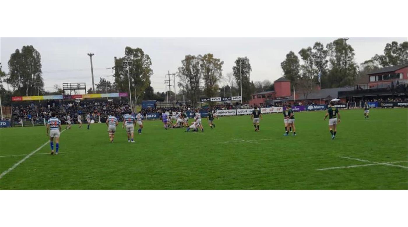 Goleó el SIC y se consolida arriba