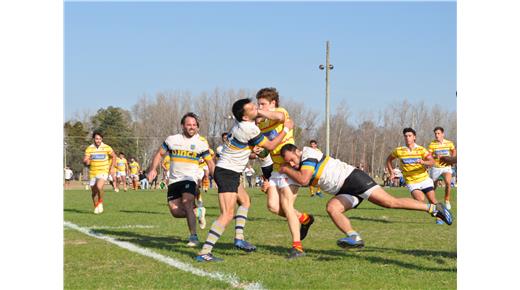MERCEDES ESTIRÓ SU INVICTO EN UN PARTIDO MUY PAREJO