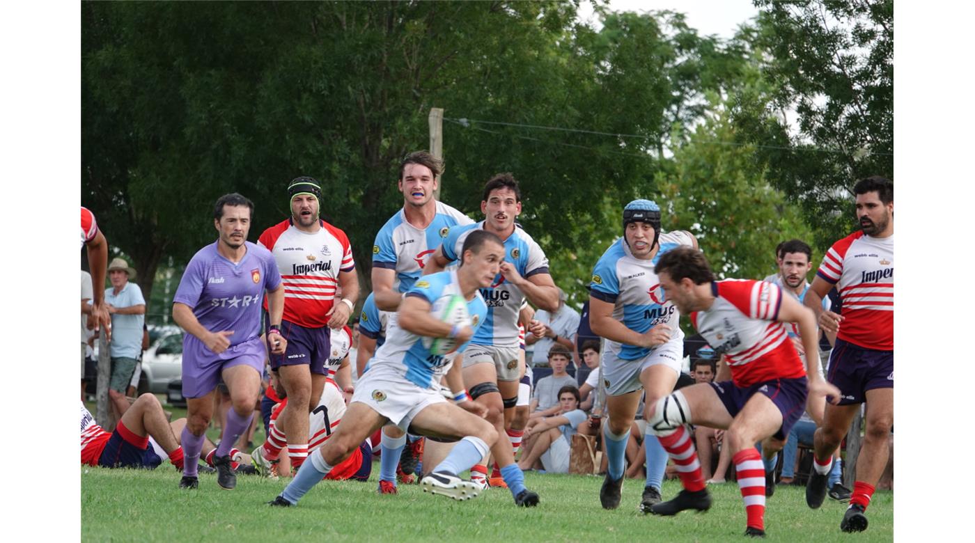 CENTRO NAVAL OBTUVO LA VICTORIA ANTE ARECO EN UN PARTIDAZO