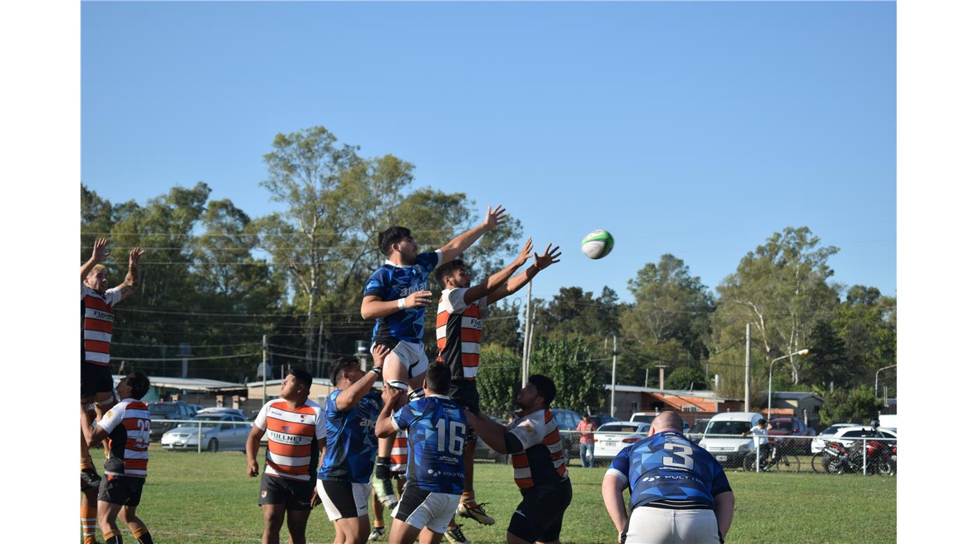 LAS IMÁGENES DEL PARTIDO ENTRE EZEIZA Y SAN JOSÉ