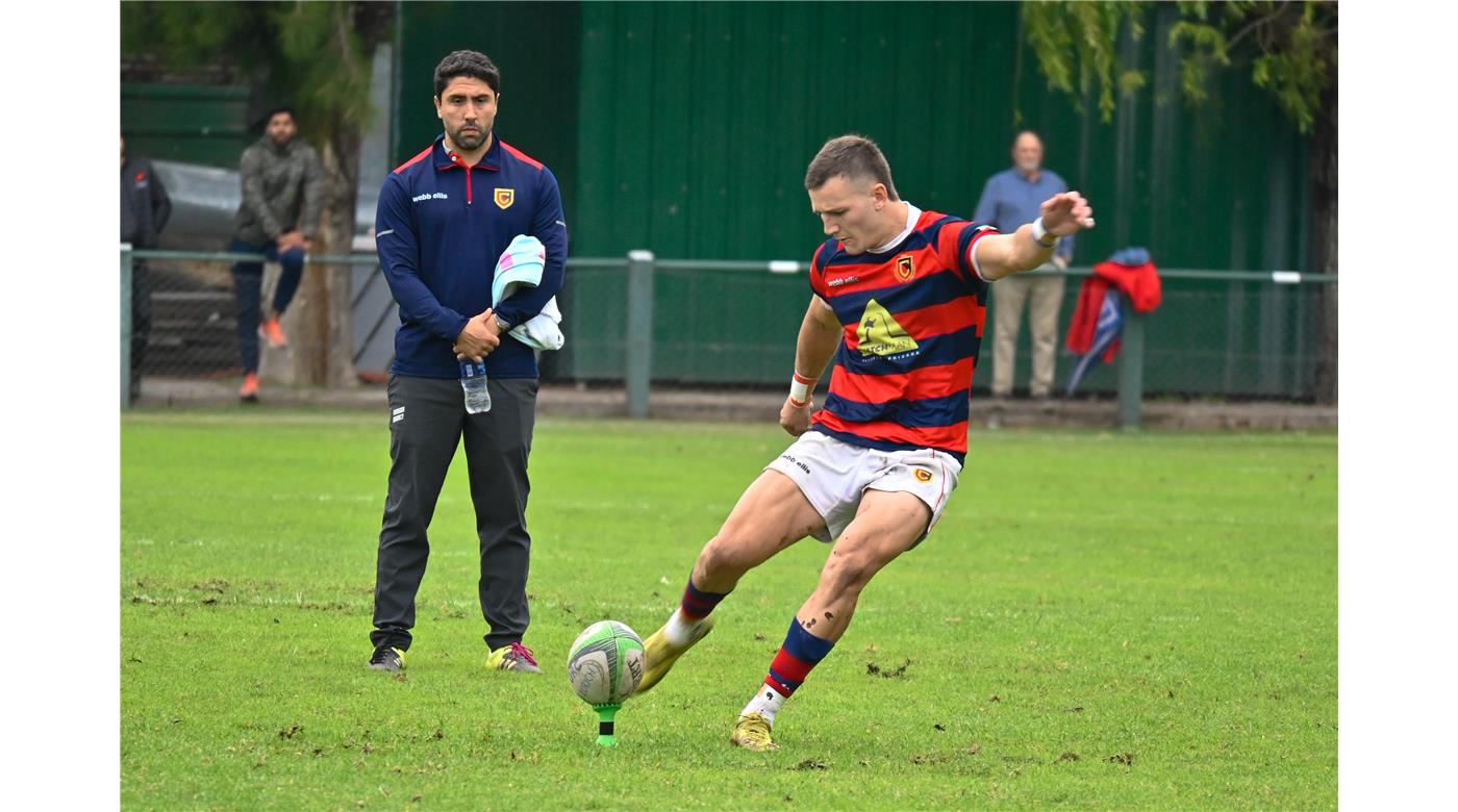 CURUPAYTÍ SE QUEDÓ CON UN TRIUNFO CLAVE ANTE CHAMPAGNAT PARA SUBIRSE AL PODIO
