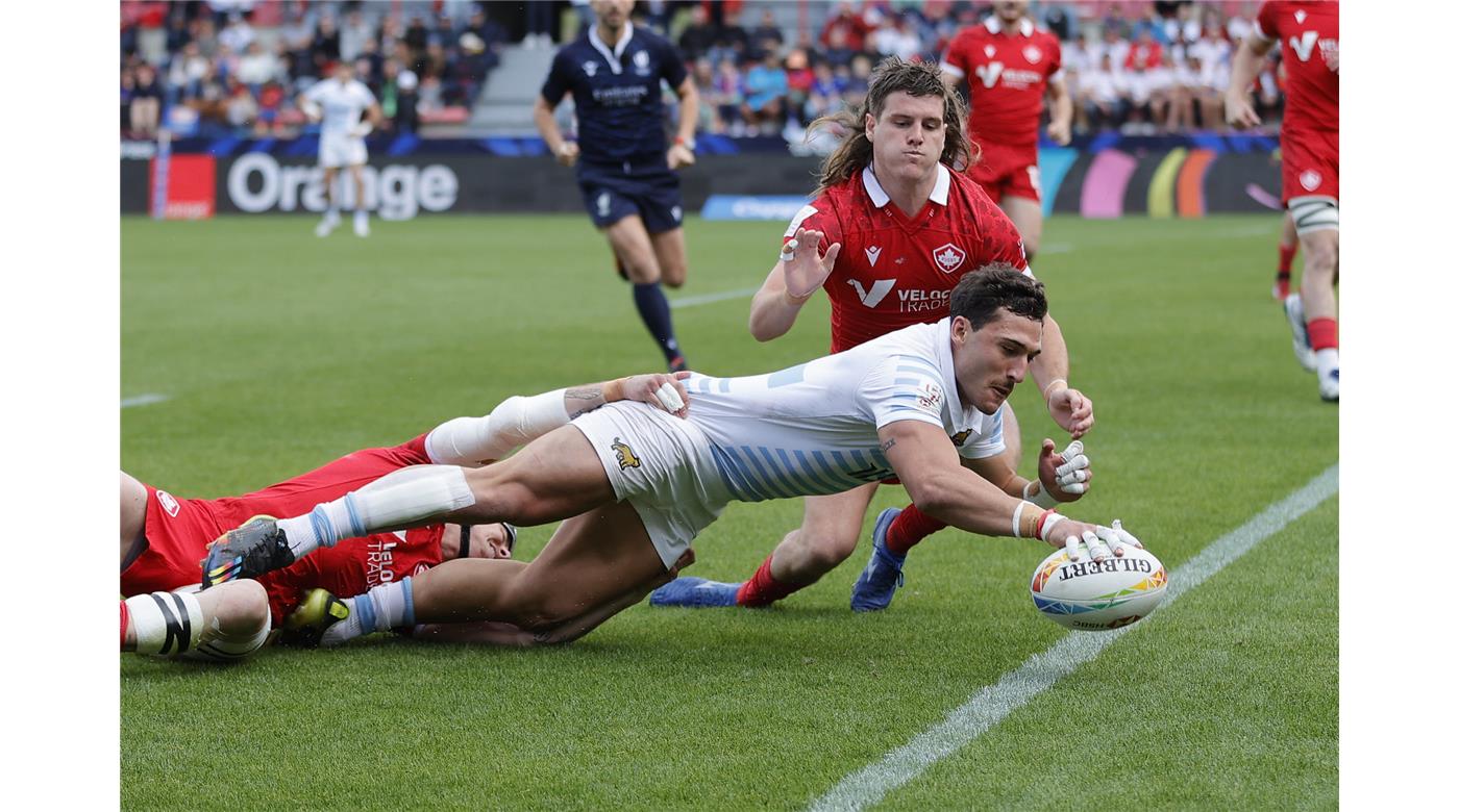 LOS PUMAS SEVEN VENCIERON SIN PROBLEMAS A CANADÁ Y SON FINALISTAS DEL SEVEN DE TOULOUSE.