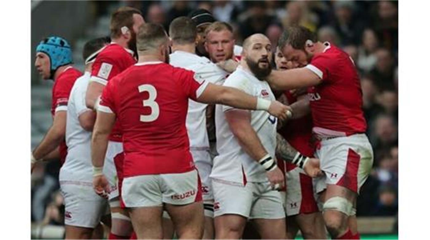 JOE MARLER Y DANNY CARE SE SUMAN AL CAMPAMENTO INGLÉS 