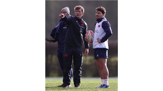 DUPONT SE ENTRENÓ POR PRIMERA VEZ JUNTO CON EL EQUIPO DE SEVEN