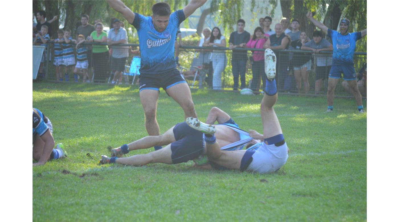 DEBUT CON TRIUNFO DE CUQ ANTE LICEO NAVAL 