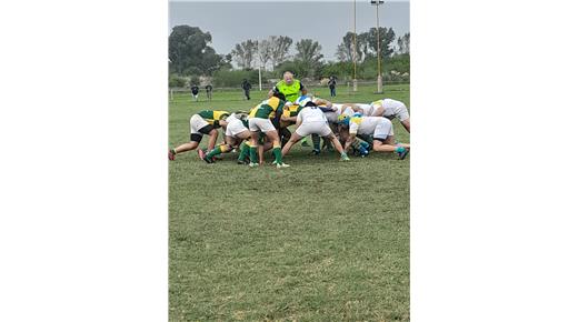 LAS CAÑAS GOLEÓ A LOS PINOS Y SIGUE SEGUNDO