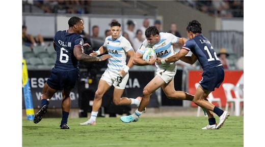 LOS PUMAS 7S SE JUEGAN EL PASE POR EL ORO ANTE SUDÁFRICA, EN LA MADRUGADA DE PERTH 