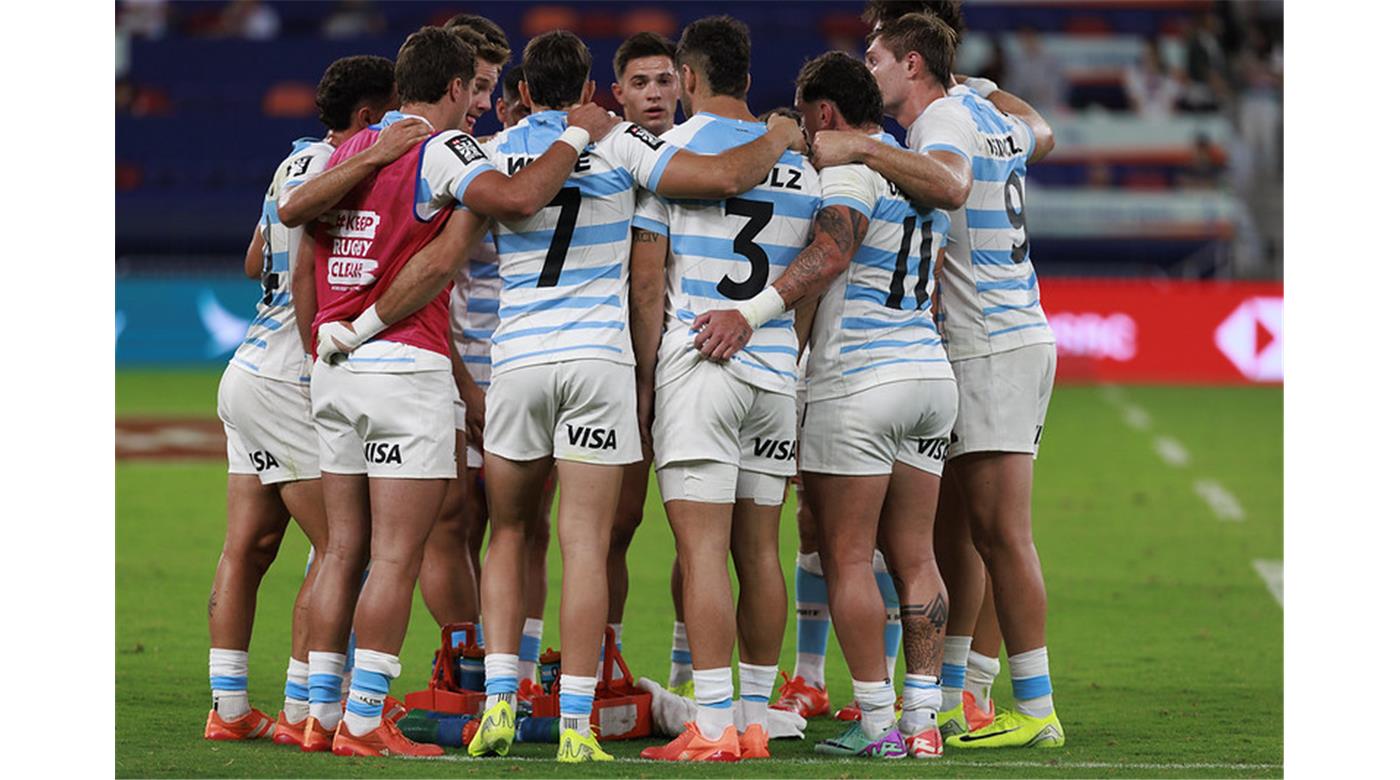LOS PUMAS 7S GOLEARON A FIJI Y SE QUEDARON EL GRUPO 