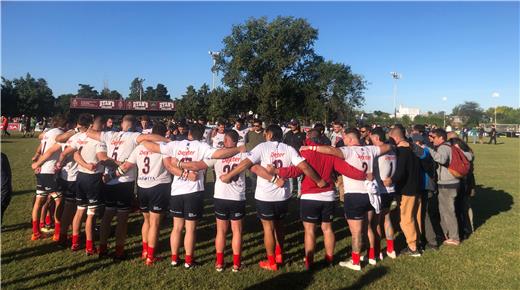 PUEYRREDÓN, DE GALERA Y BASTÓN: VENCIÓ A CHAMPAGNAT PARA QUEDAR COMO ÚNICO LÍDER