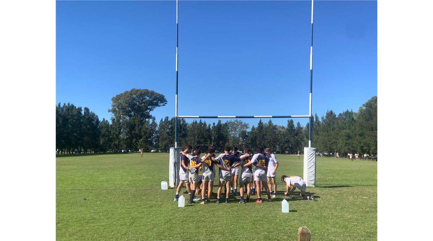 JUVENILES M16: CHAMPAGNAT GOLEÓ A HINDÚ Y SUMÓ SU SEGUNDA VICTORIA 