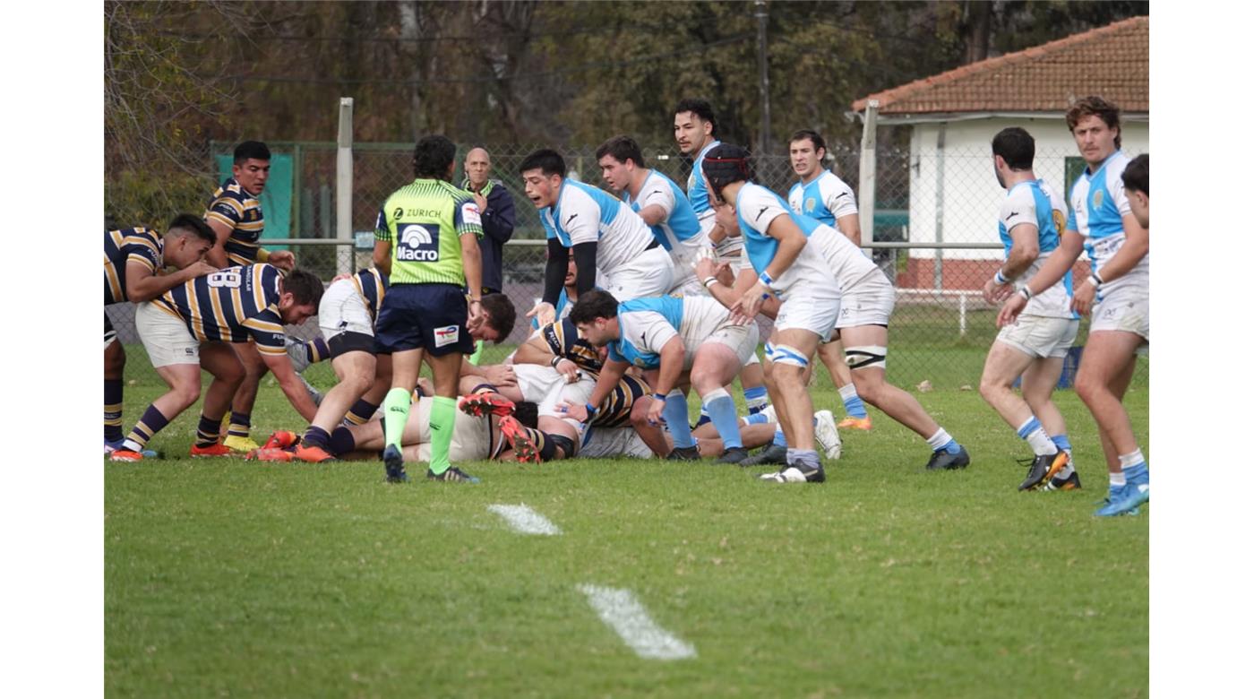 CENTRO NAVAL SE AFIANZÓ EN LA CIMA TRAS VENCER A LICEO MILITAR