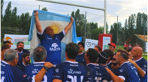 PUMPAS XV EMPATÓ CON BUMBLE BEES RUFC Y AMBOS SE LLEVARON LA COPA DE BRONCE EN EL MUNDIAL DE PAMPLONA