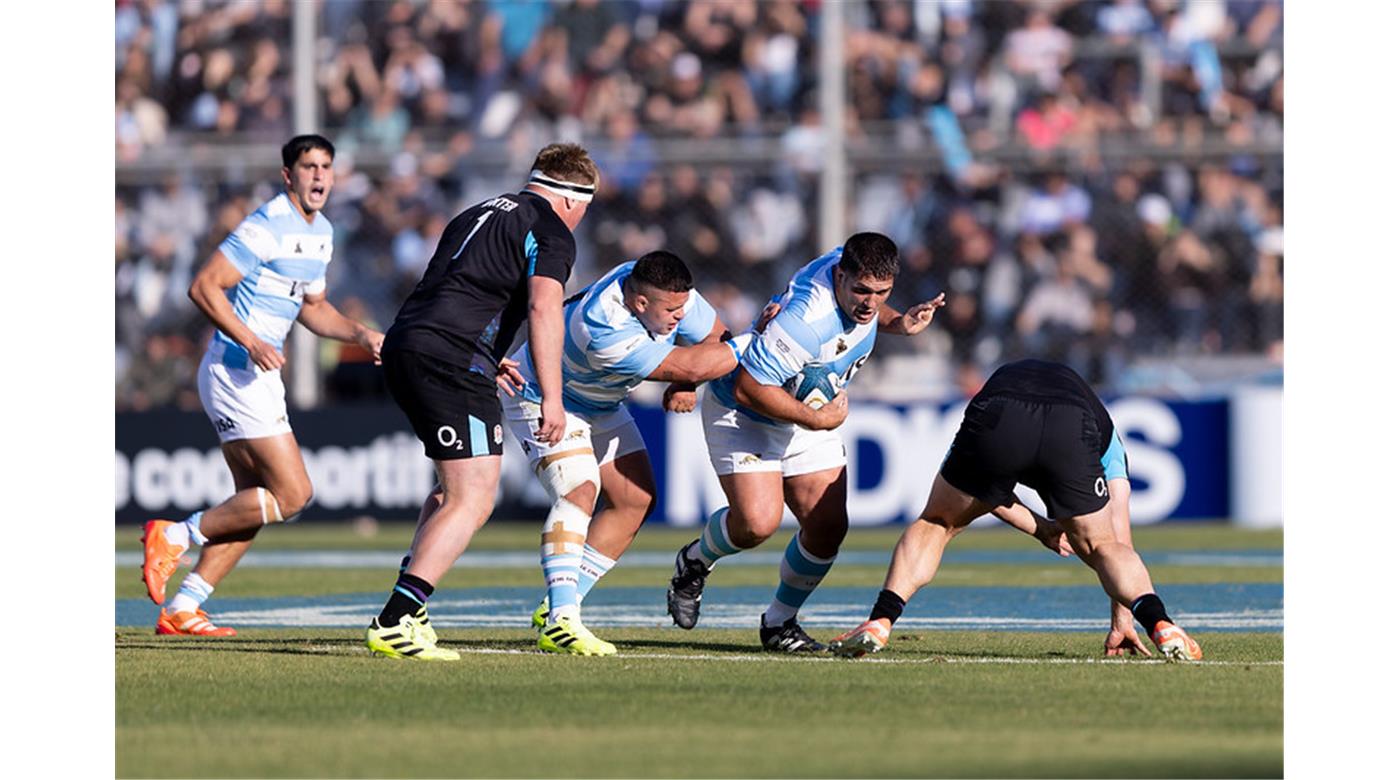 AGÓNICA Y JUSTA VICTORIA DE INGLATERRA, QUE SE QUEDÓ CON LA SERIE, EN SAN JUAN