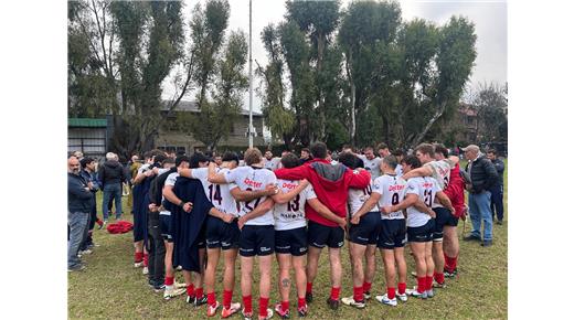 PUEYRREDÓN VENCIÓ A UNIVERSITARIO PARA ESCALAR EN EL PODIO