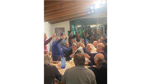 UNA NOCHE MUY EMOTIVA Y ÚNICA CON LOS AMIGOS DE LOS CLUBES DE RUGBY 