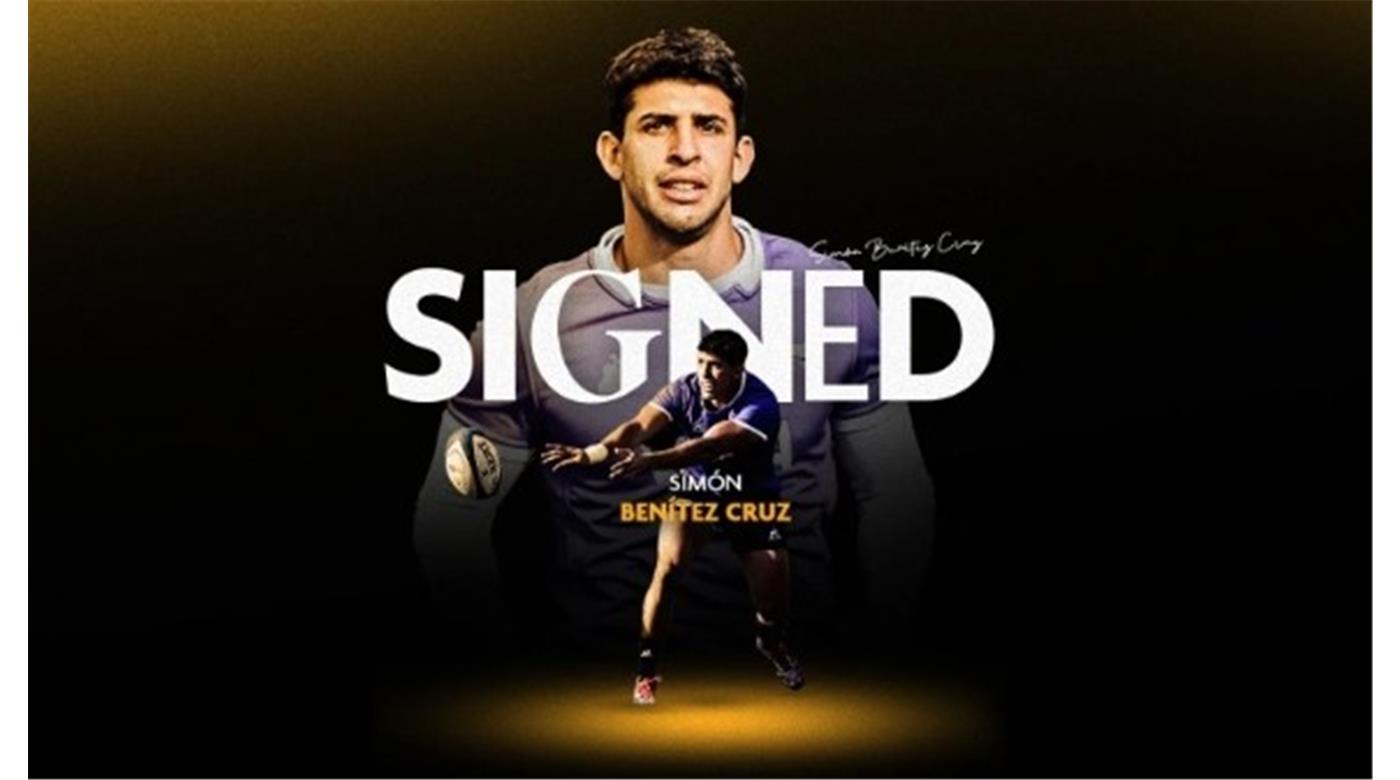 RED BULL COMPRÓ AL NEWCASTLE DE SIMÓN BENÍTEZ CRUZ