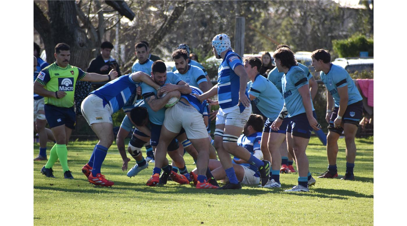 EL CUQ LE GANÓ CON AUTORIDAD A LUJÁN Y NO PIERDE LA ILUSIÓN DEL ASCENSO