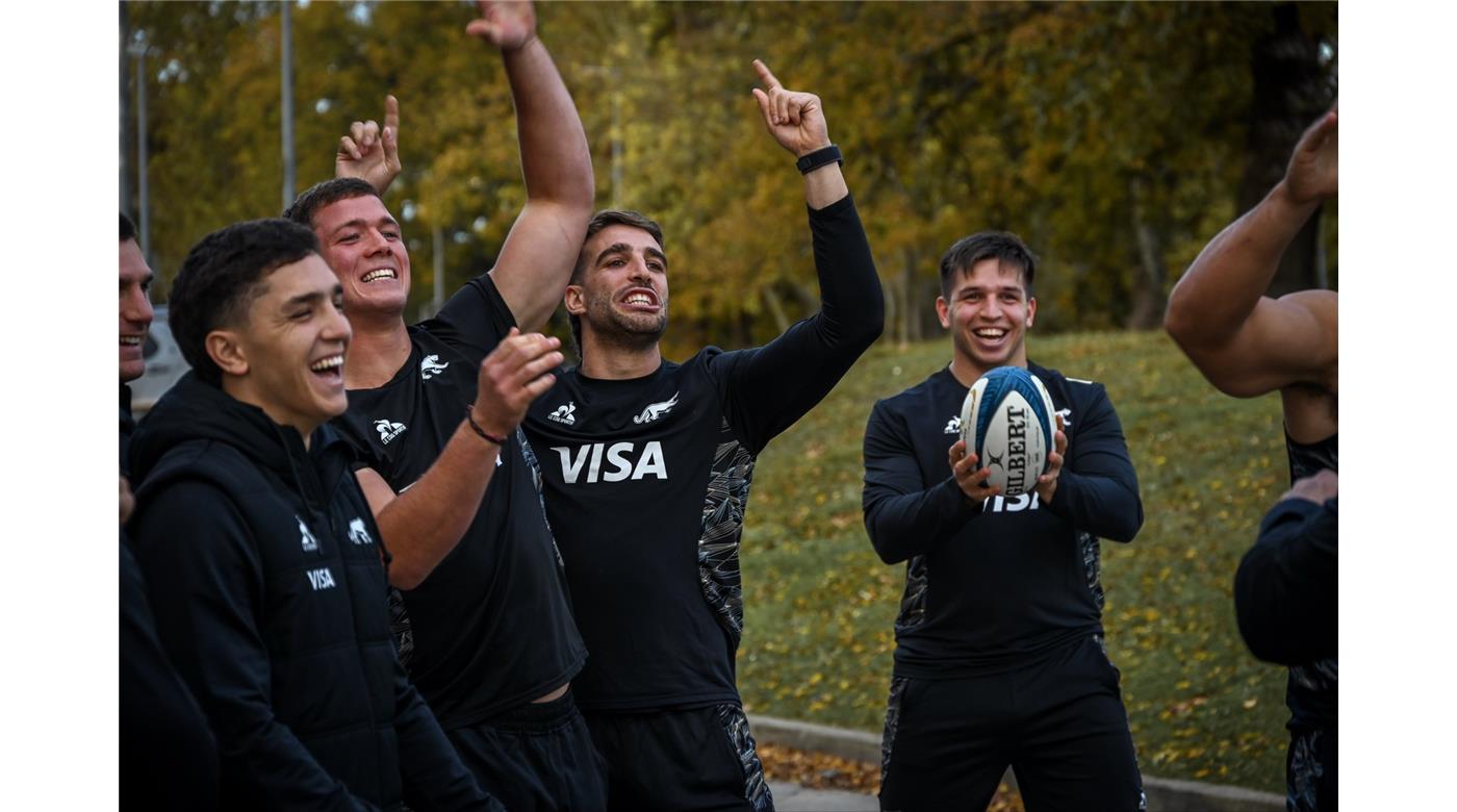 LOS PUMAS Y EL COMIENZO DEL CAMP CON LA MIRA PUESTA EN LA VENTANA  