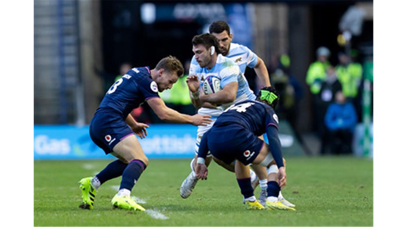 LOS PUMAS DIERON VUELTA UN PARTIDO COMPLICADO Y SE LLEVARON EL TRIUNFO FRENTE A ESCOCIA