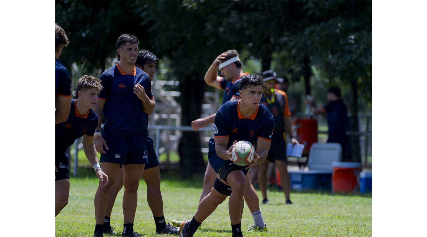 TARUCAS VIAJÓ RUMBO A URUGUAY PARA MEDIRSE EL VIERNES ANTE EL CAMPÉON PEÑAROL