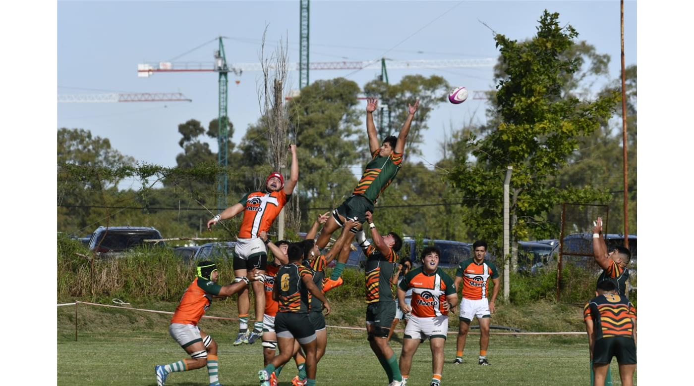 ST.BRENDAN'S SALIÓ DEL FONDO DE LA TABLA Y HUNDIÓ A VIRREYES
