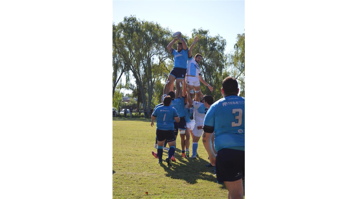 EL CUQ GOLEÓ A CENTRO NAVAL Y VA EN BUSCA DEL ANSIADO ASCENSO