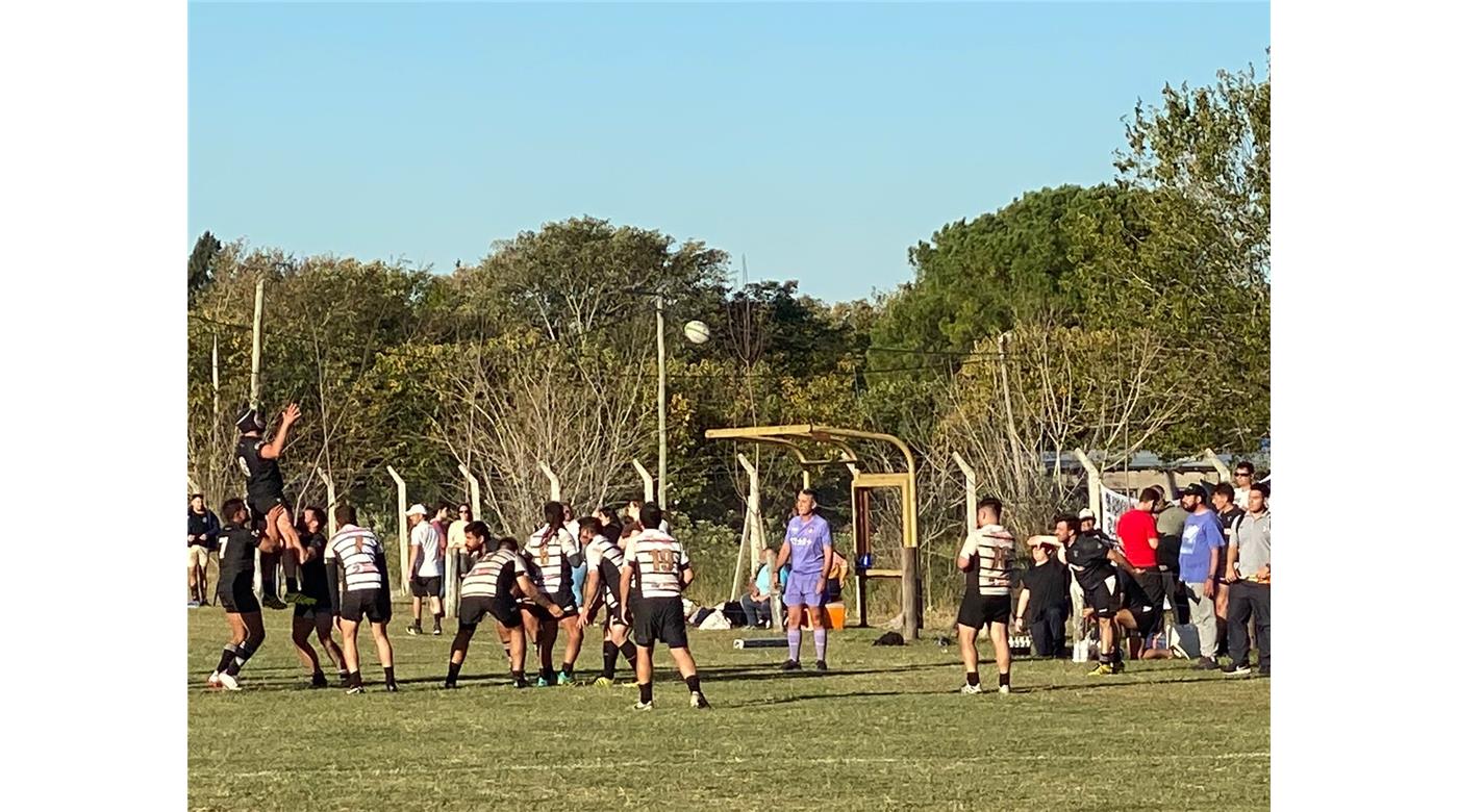 FLORESTA SE HIZO FUERTE EN GLEW Y SE LLEVÓ EL TRIUNFO CON GOLEADA INCLUIDA