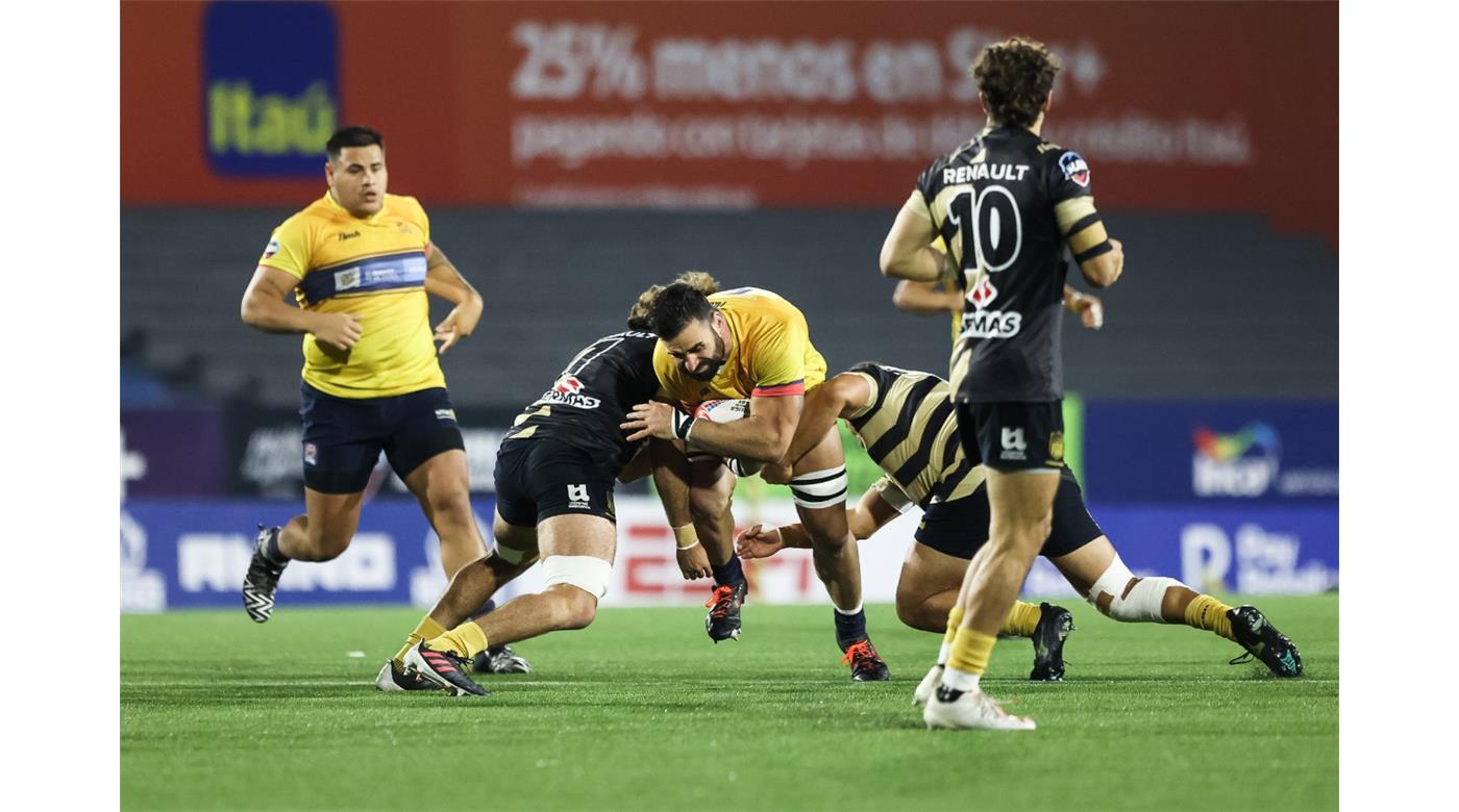 PEÑAROL GOLEÓ A CAFETEROS PRO Y CONTINÚA LIDERANDO EL TORNEO