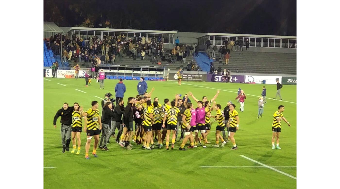 PEÑAROL FUE SUPERIOR A SELKNAM Y GRITÓ CAMPEÓN