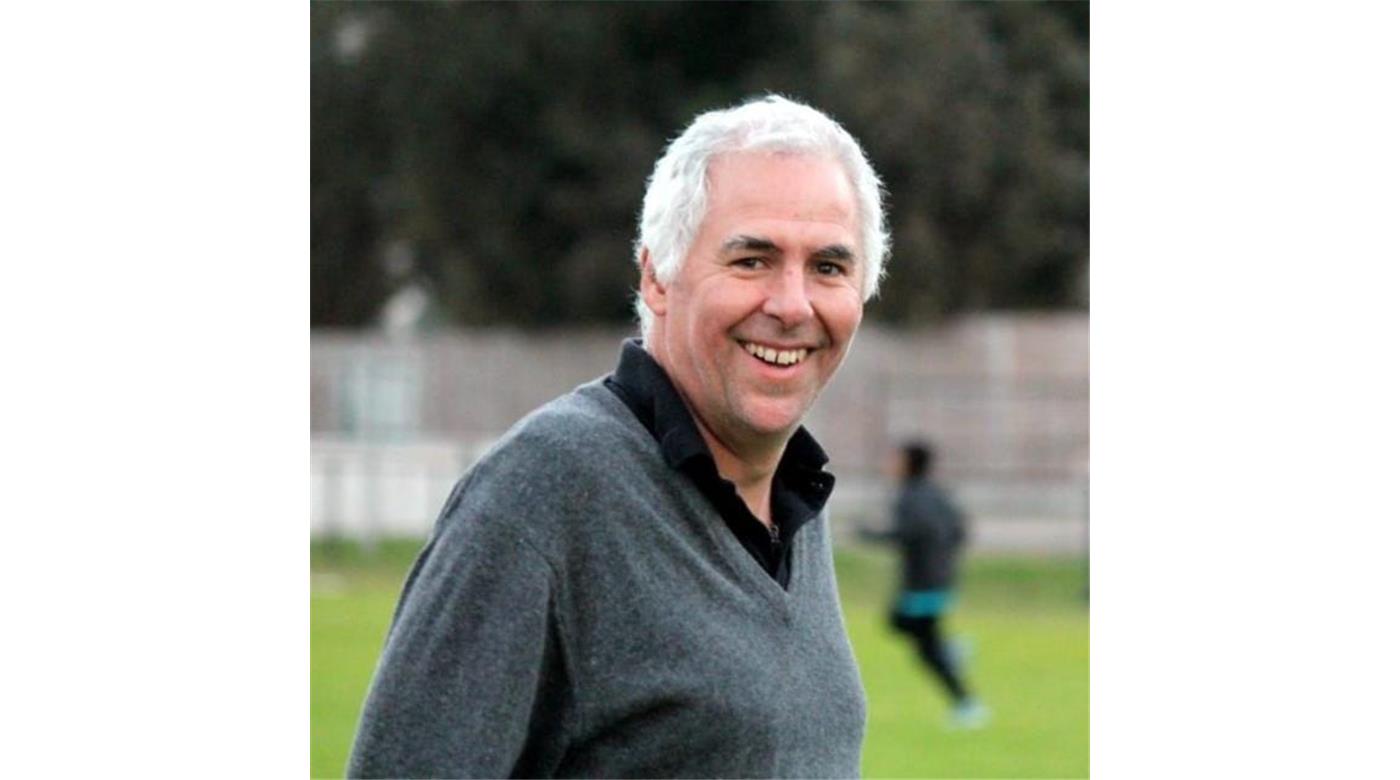 LOS MOLINOS GOLEÓ A BANCO HIPOTECARIO Y RECORDÓ A 