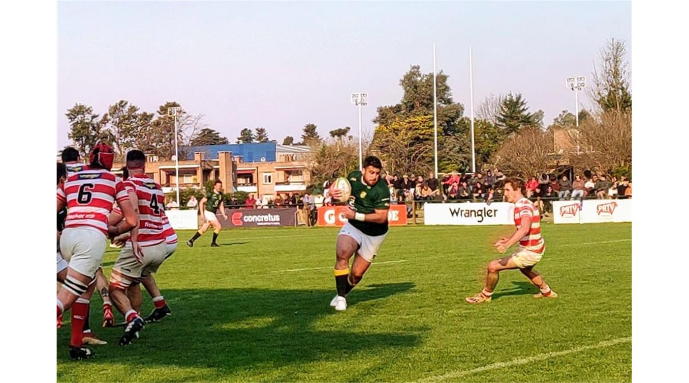Alumni lo definió en el primer tiempo y sueña con las semifinales