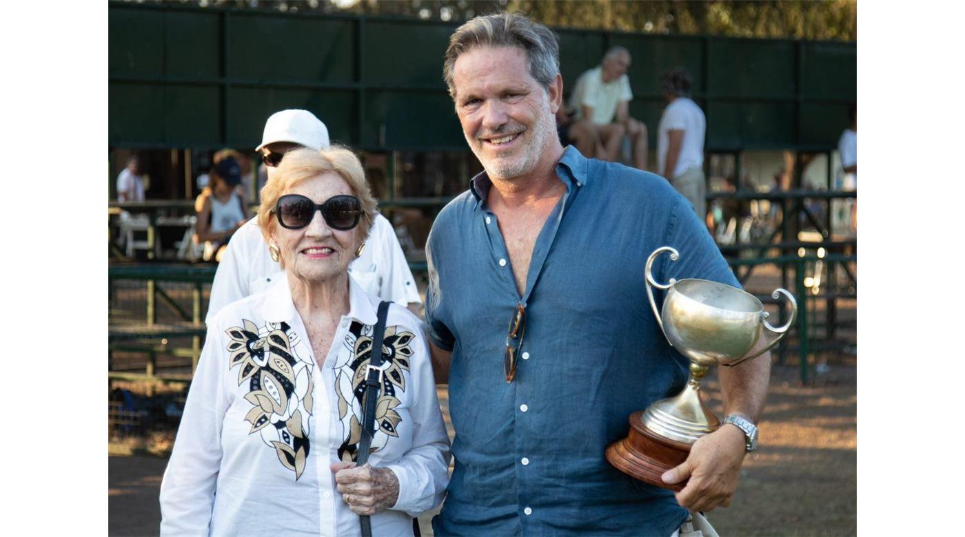 LA COPA FEDERICO DE LA RÚA QUEDÓ EN PODER DE CURUPAYTÍ