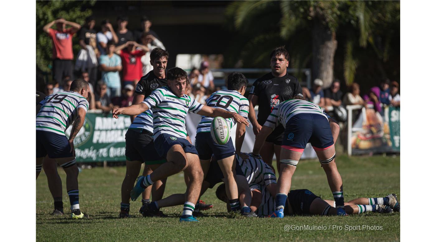 ÁLBUM DE FOTOS DEL PARTIDO ENTRE SAN FERNANDO Y UNIVERSITARIO DE LA PLATA