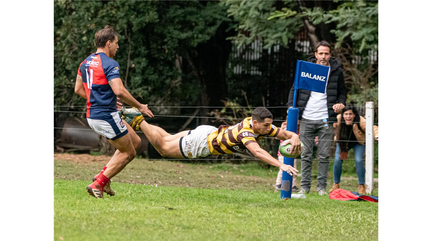 LAS FOTOS DEL PARTIDO ENTRE BELGRANO ATHLETIC Y SAN LUIS