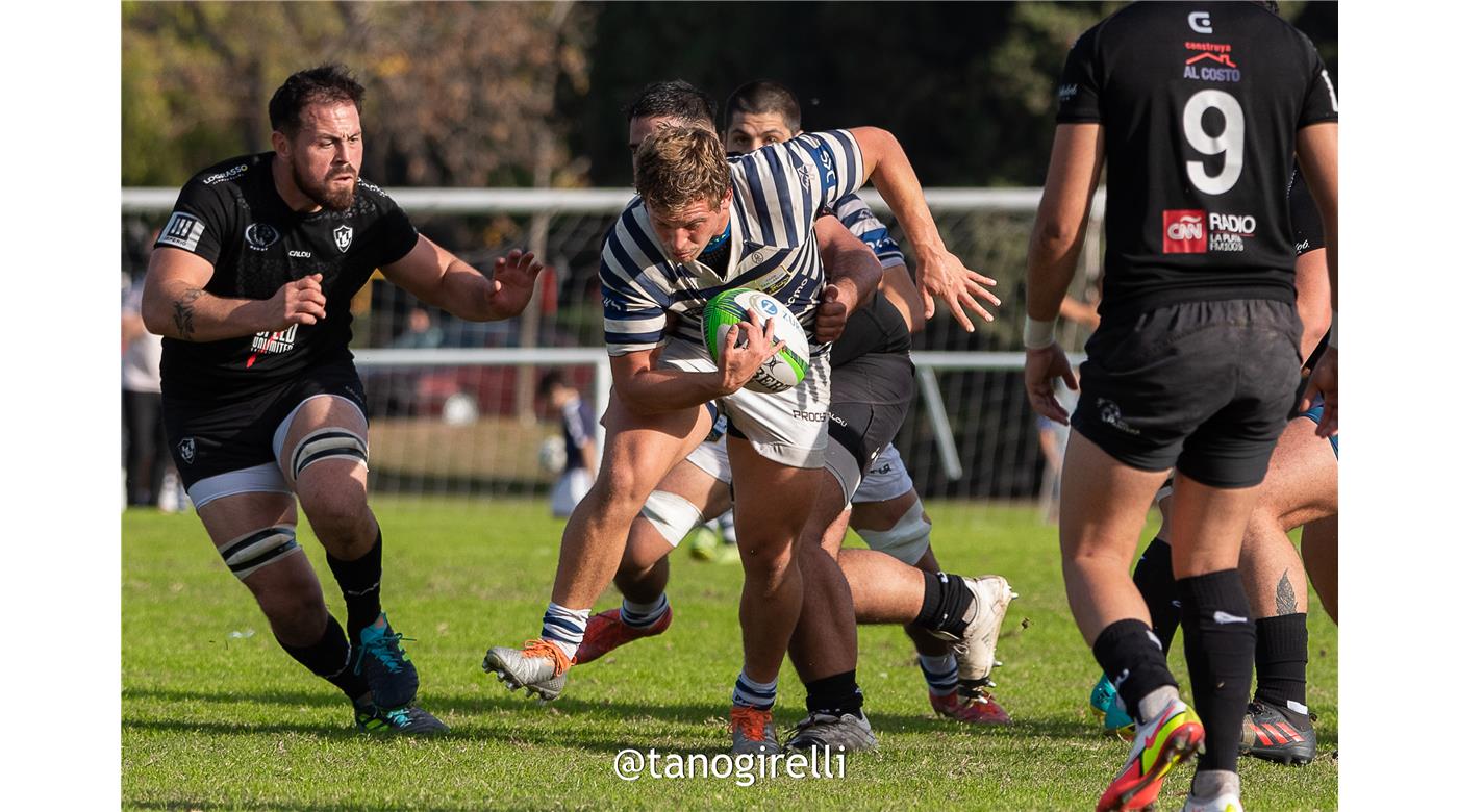 LAS FOTOS DEL TRIUNFO DE UNIVERSITARIO DE LA PLATA ANTE SAN CARLOS