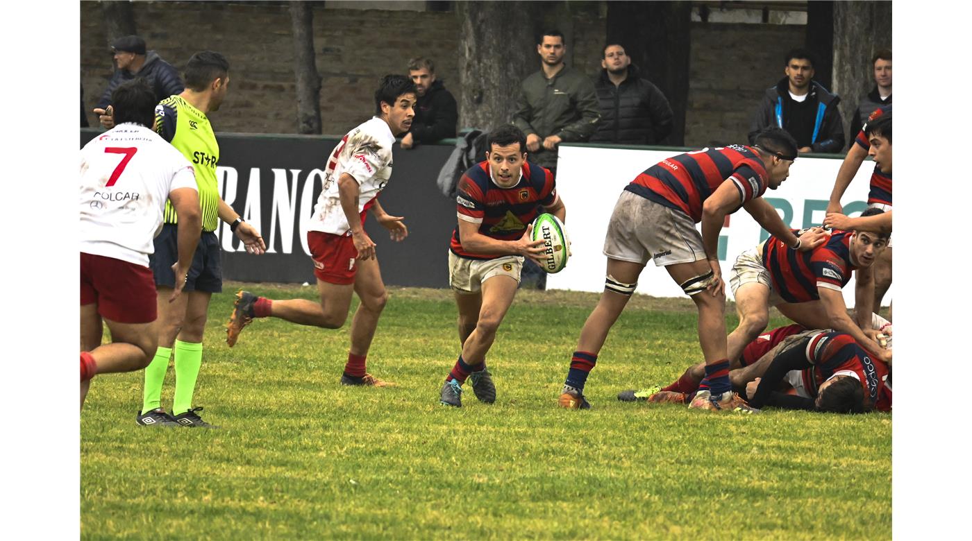 CURUPAYTÍ LE GANÓ A MARIANO MORENO Y SIGUE FIRME ENTRE LOS DE ARRIBA