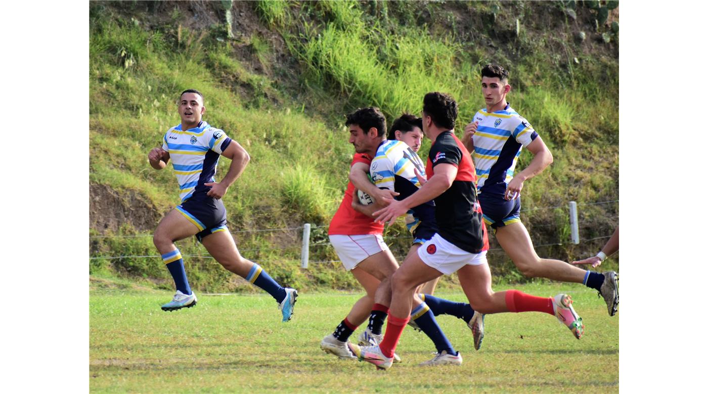 DEL SUR GANÓ CON BONUS Y SIGUE EN LO MÁS ALTO DE LA SEGUNDA DIVISIÓN