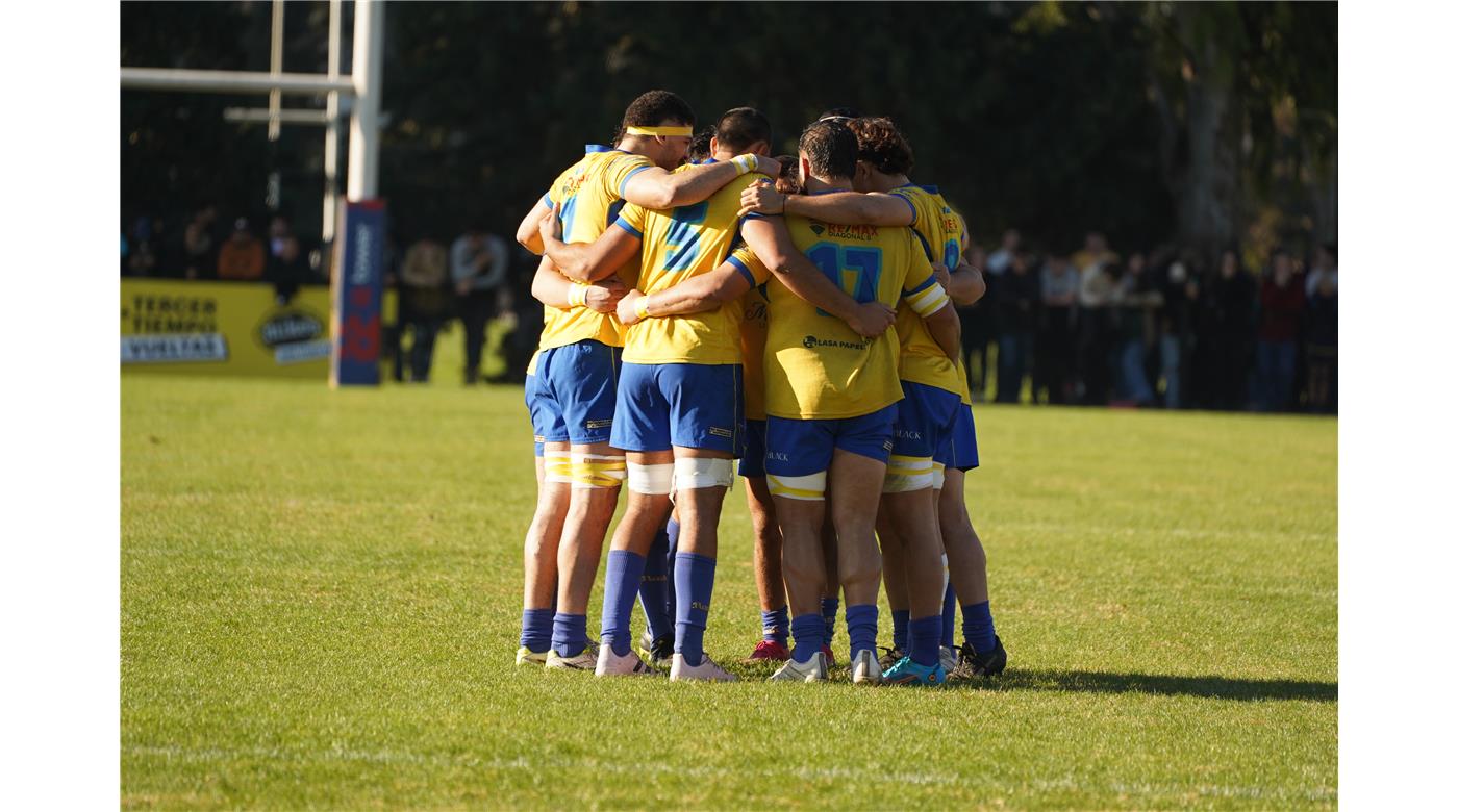 LAS FOTOS DEL CLÁSICO PLATENSE EN EL URBA TOP 12