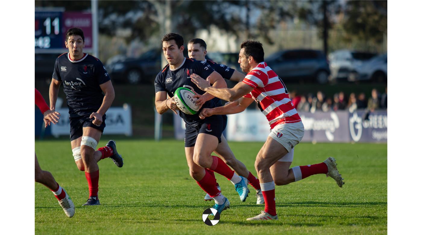 ALUMNI CON LA PUNTERÍA DE CANZANI DERROTÓ AL LEÓN EN UN BUEN PARTIDO