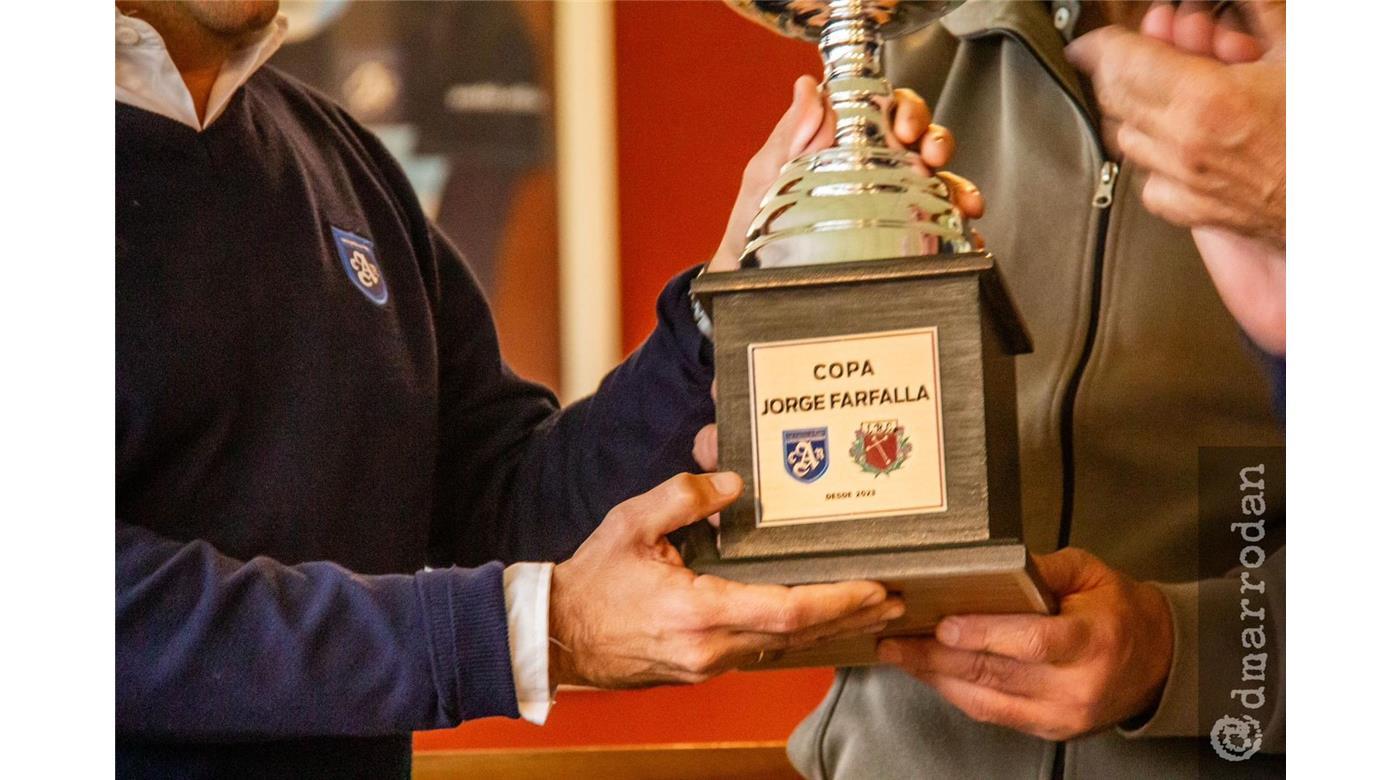 COPA JORGE FARFALLA: EL HOMENAJE QUE SE EFECTUÓ EN VIDA