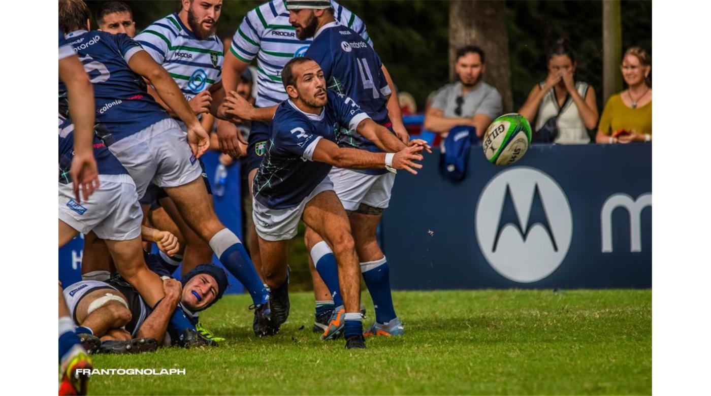 UNIVERSITARIO DE LA PLATA EMPATÓ CON SAN ANDRÉS Y ALCANZÓ LA CIMA 