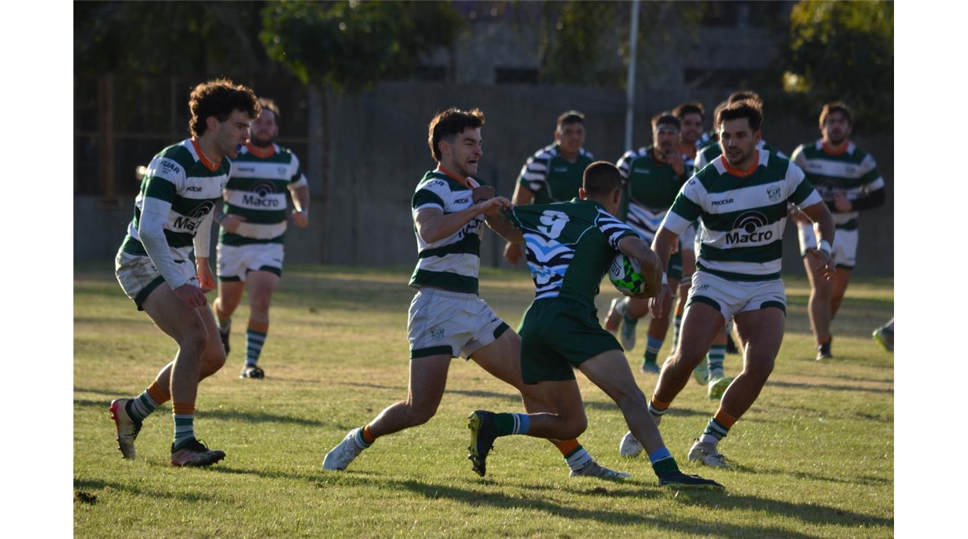 ST. BRENDAN'S SUMÓ UN TRIUNFO CLAVE PARA SEGUIR PRENDIDO ARRIBA 